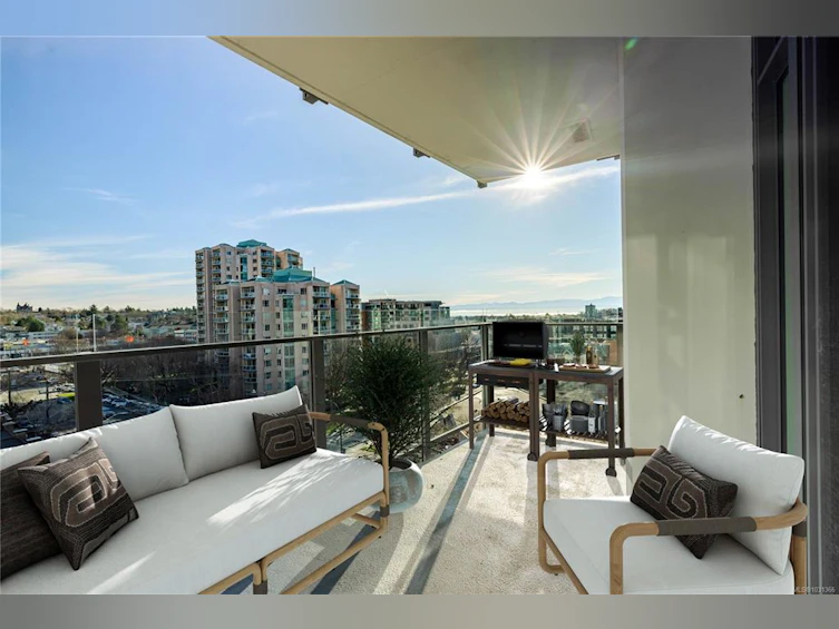 702-960 Yates Street, Victoria, BC, V8V 3M3 - 25