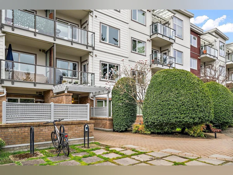404-4394 West Saanich Road, Saanich, BC, V8Z 0B5 - 39