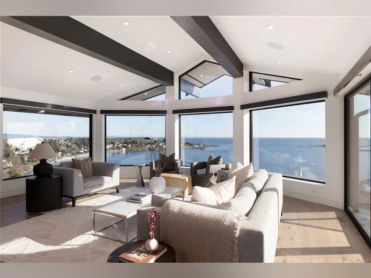121 Denison Road, Oak Bay, BC, V8S 2K2 - 10