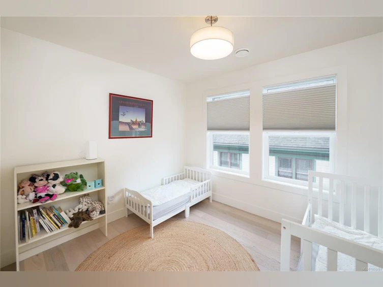 198 Olive Street, Victoria, BC, V8S 3H3 - 14
