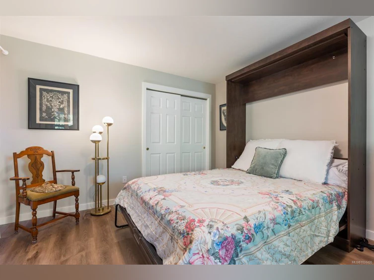 1451 Seaview Road, Black Creek, BC, V9J 1J7 - 17