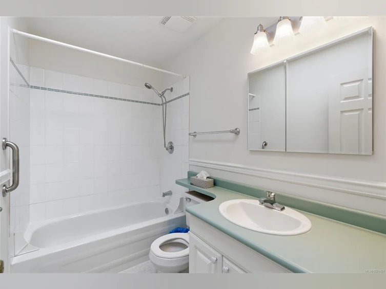 629 Jones Street, Qualicum Beach, BC, V9K 1H2 - 7