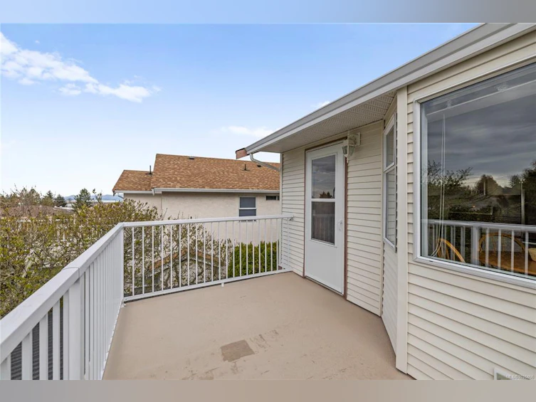 6298 Waterbury Road, Nanaimo, BC, V9V 1M3 - 22