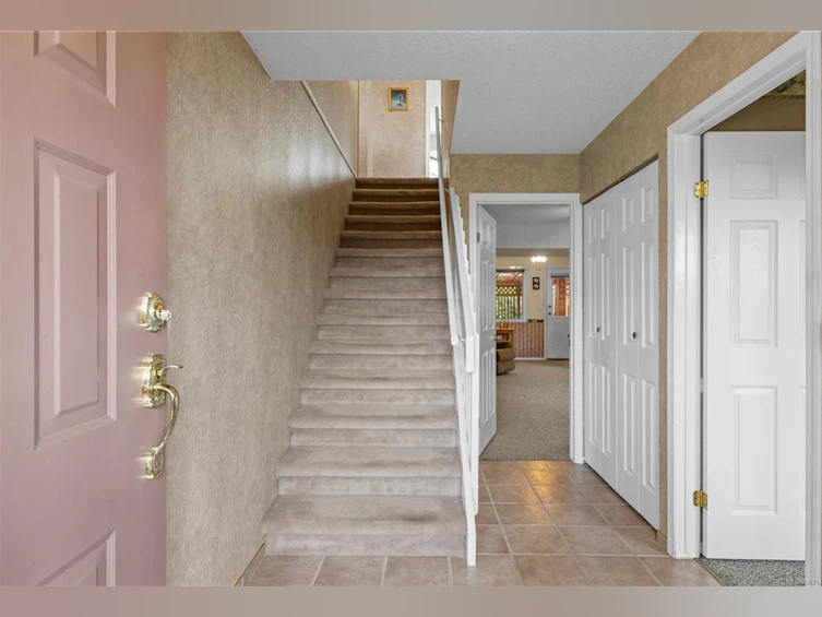 6298 Waterbury Road, Nanaimo, BC, V9V 1M3 - 6