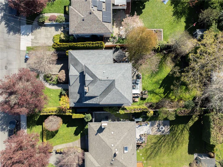 2041 Carnarvon Street, Oak Bay, BC, V8R 2V2 - 44