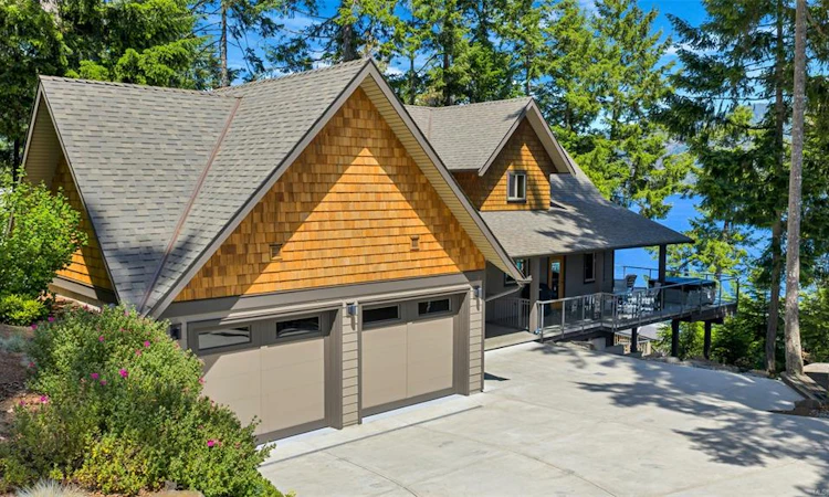 6371 Genoa Bay Road