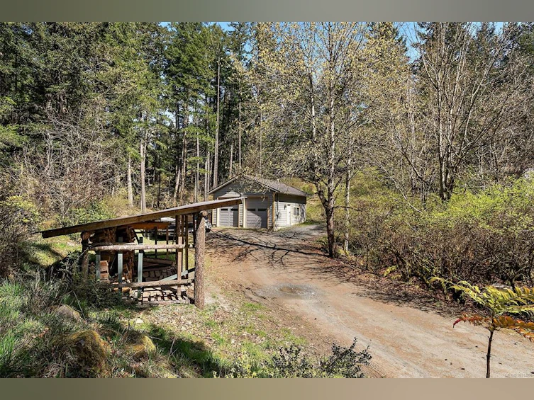 1725 Millstream Road, Highlands, BC, V9B 6E7 - 30
