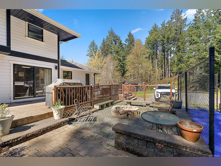 1725 Millstream Road, Highlands, BC, V9B 6E7 - 13