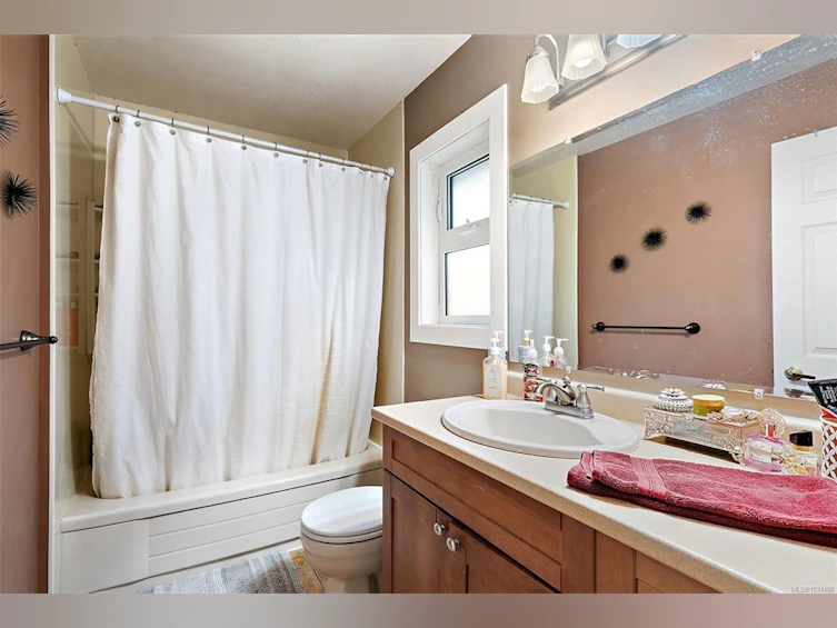 1725 Millstream Road, Highlands, BC, V9B 6E7 - 22