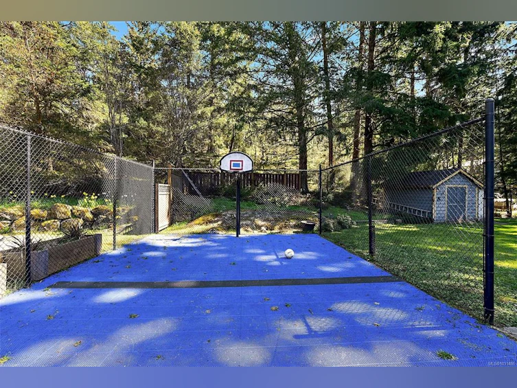 1725 Millstream Road, Highlands, BC, V9B 6E7 - 14