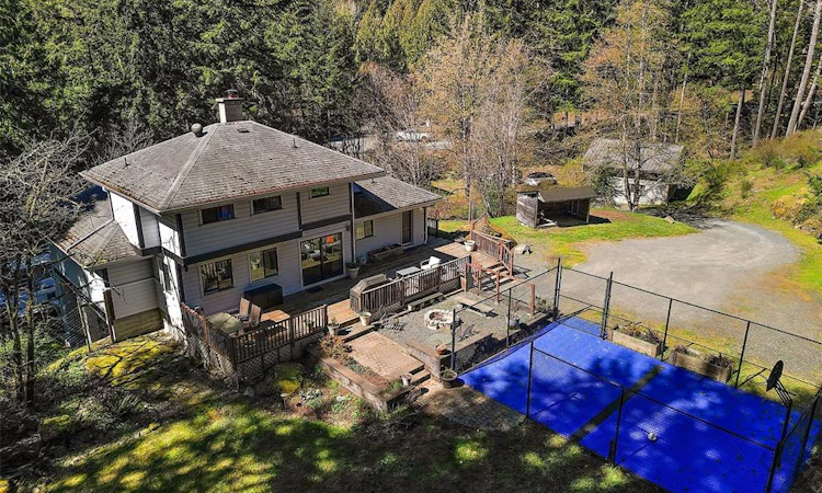 1725 Millstream Road