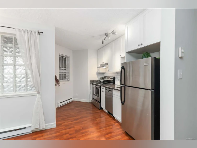 101-2710 Grosvenor Road, Victoria, BC, V8T 3M9 - 7