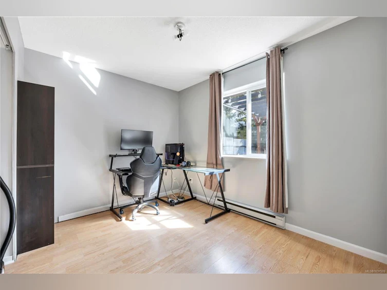 682 Bruce Avenue, Nanaimo, BC, V9R 3Y7 - 13