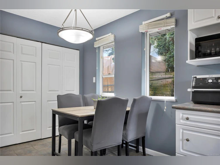 682 Bruce Avenue, Nanaimo, BC, V9R 3Y7 - 7