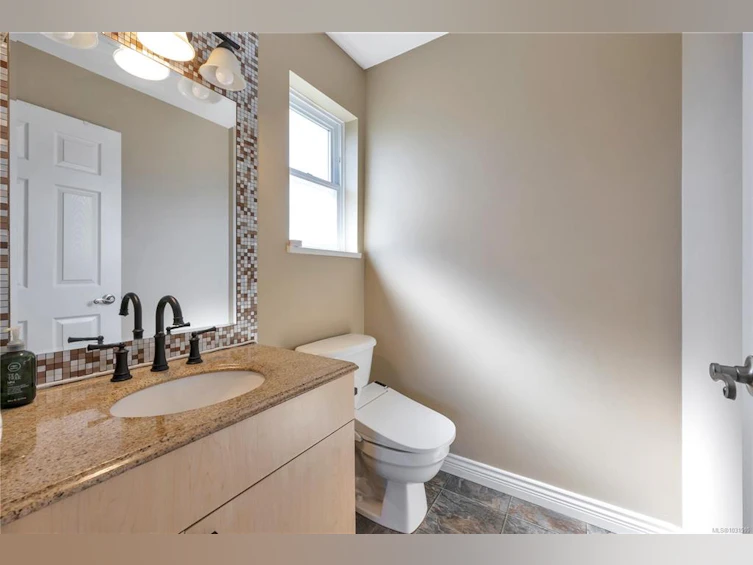 2188 Swallow Crescent, Courtenay, BC, V9N 9W5 - 20