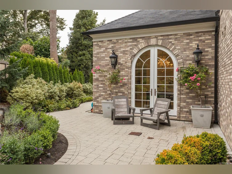 3085 Southdowne Road, Oak Bay, BC, V8R 6H3 - 51