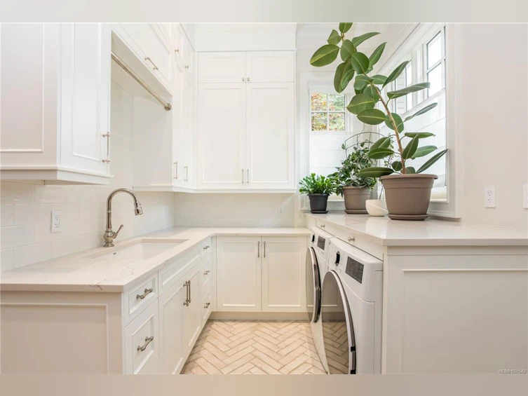 3085 Southdowne Road, Oak Bay, BC, V8R 6H3 - 25