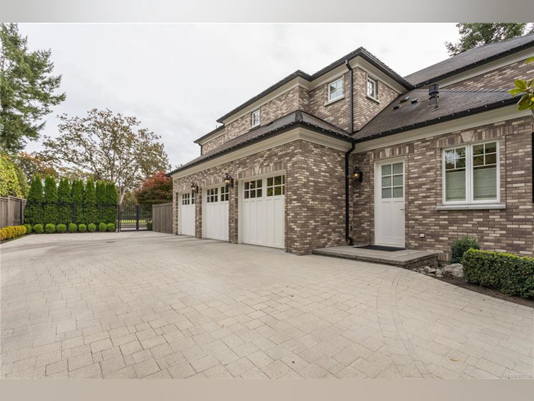 3085 Southdowne Road, Oak Bay, BC, V8R 6H3 - 56