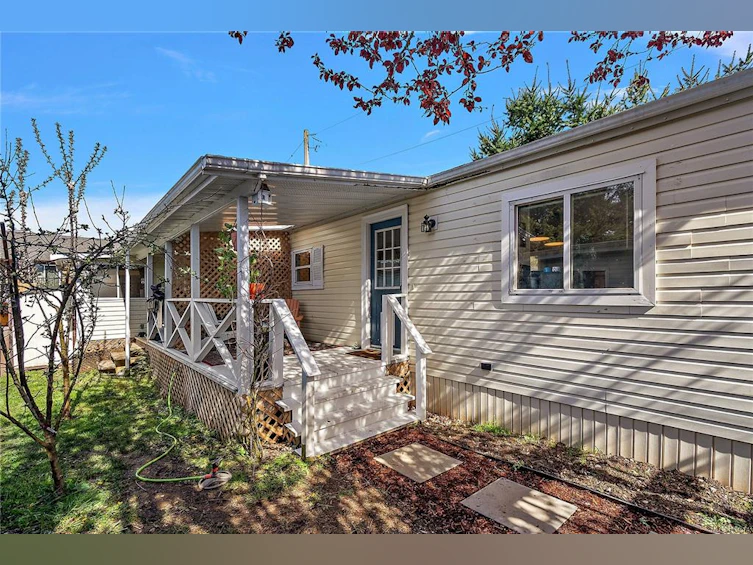 21-1581 Middle Road, View Royal, BC, V9A 0E4 - 26