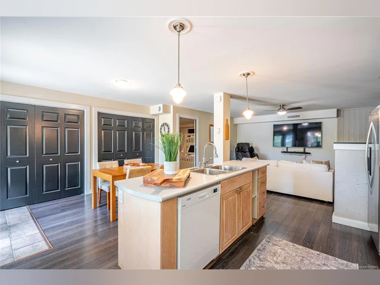 2880 Leigh Road, Langford, BC, V9B 4G3 - 33