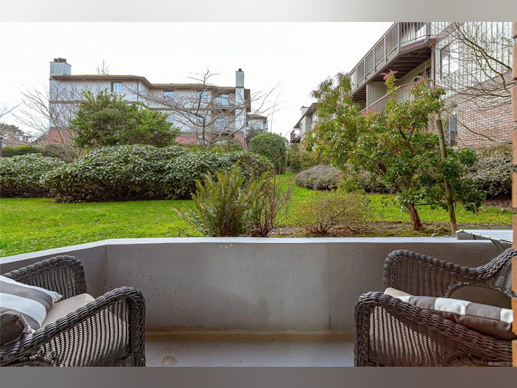 109-1655 Begbie Street, Victoria, BC, V8R 1L4 - 16