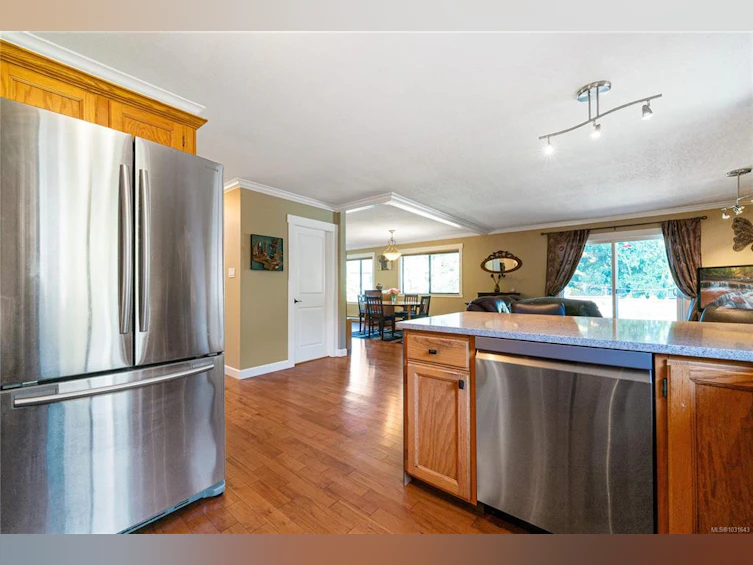 154 Avalon Place, Nanaimo, BC, V9V 1G3 - 3