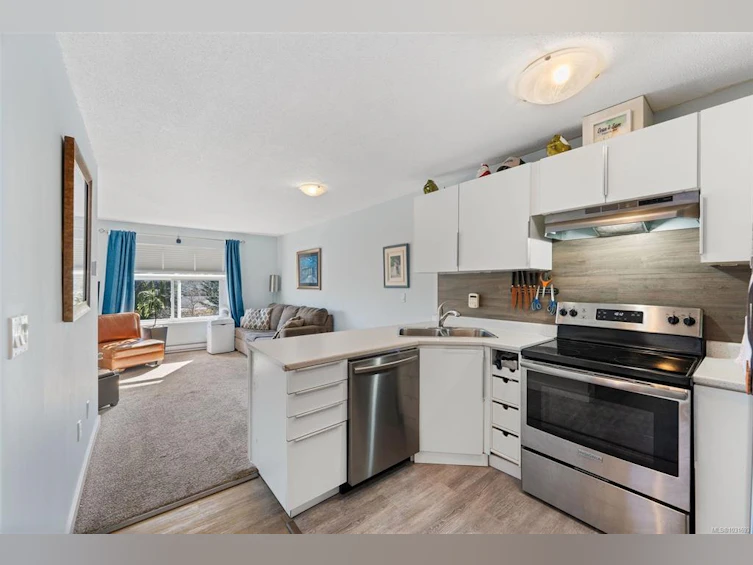 323-3215 Cowichan Lake Road, Duncan, BC, V9L 5G5