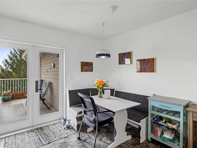 4-668 Beach Road - 4