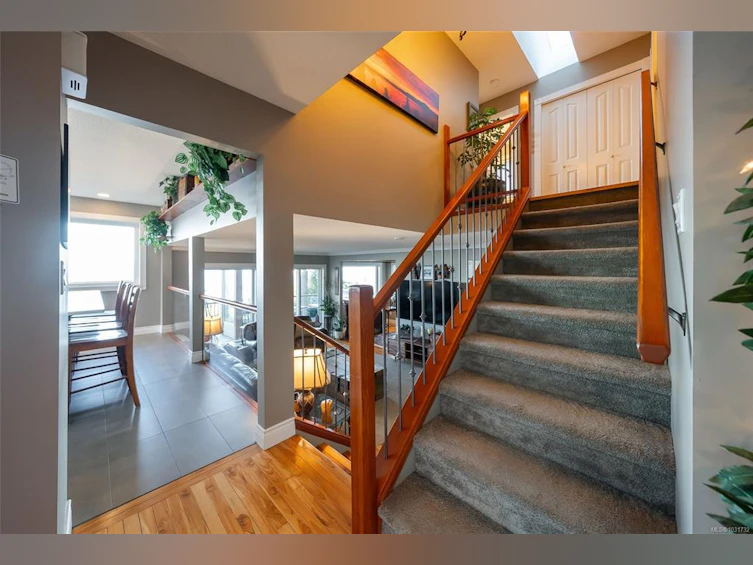 5060 Lost Lake Road, Nanaimo, BC, V9T 5E4 - 22