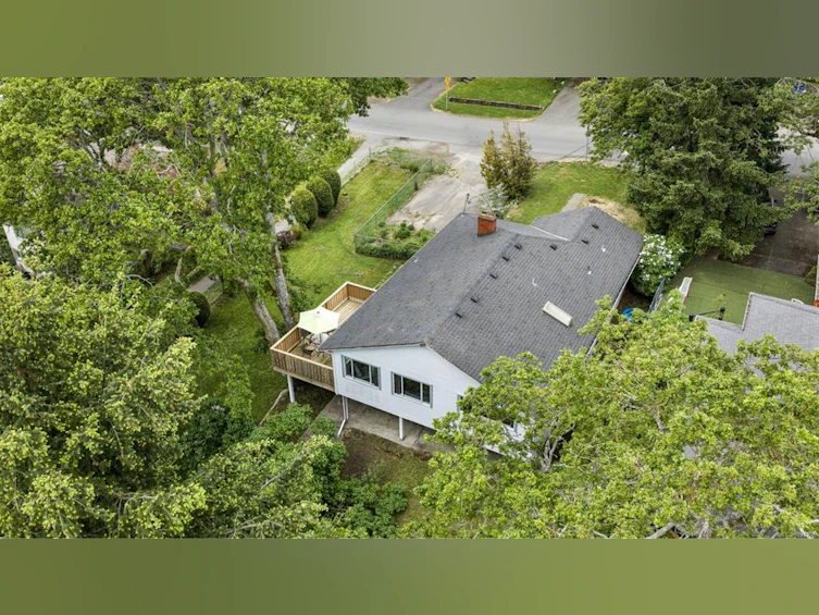 3517 Doncaster Drive, Saanich, BC, V8P 3W2 - 38