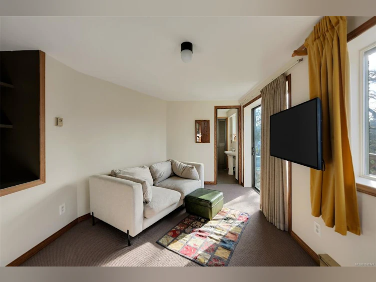 6587 West Saanich Road, Central Saanich, BC, V8M 1W8 - 43