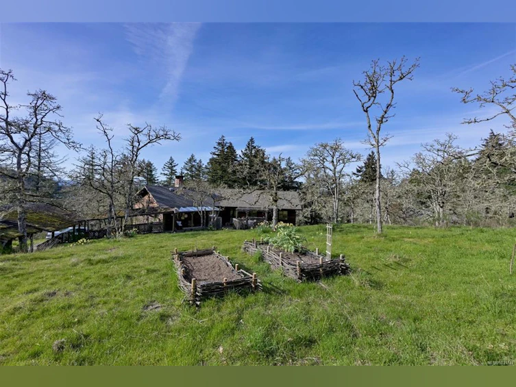 6587 West Saanich Road, Central Saanich, BC, V8M 1W8 - 52