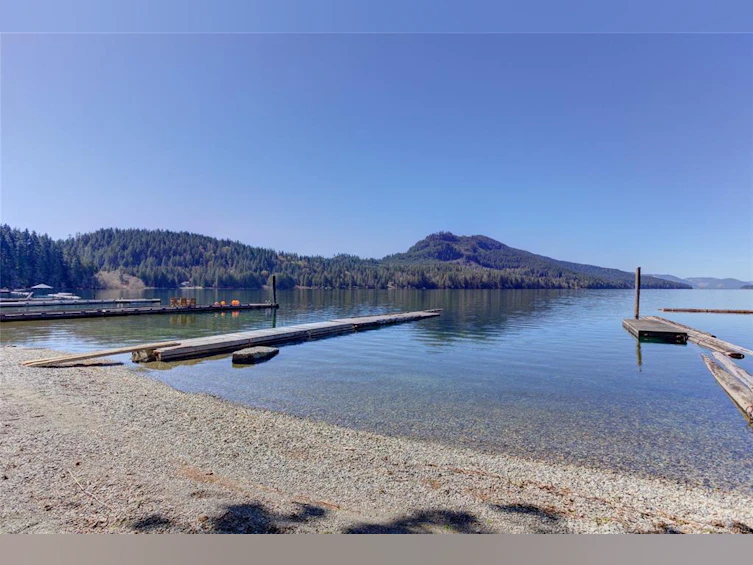 7774 Sunset Drive, Lake Cowichan, BC, V0R 2G0 - 3