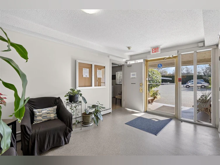 323-3225 Eldon Place, Saanich, BC, V8Z 6A7 - 25