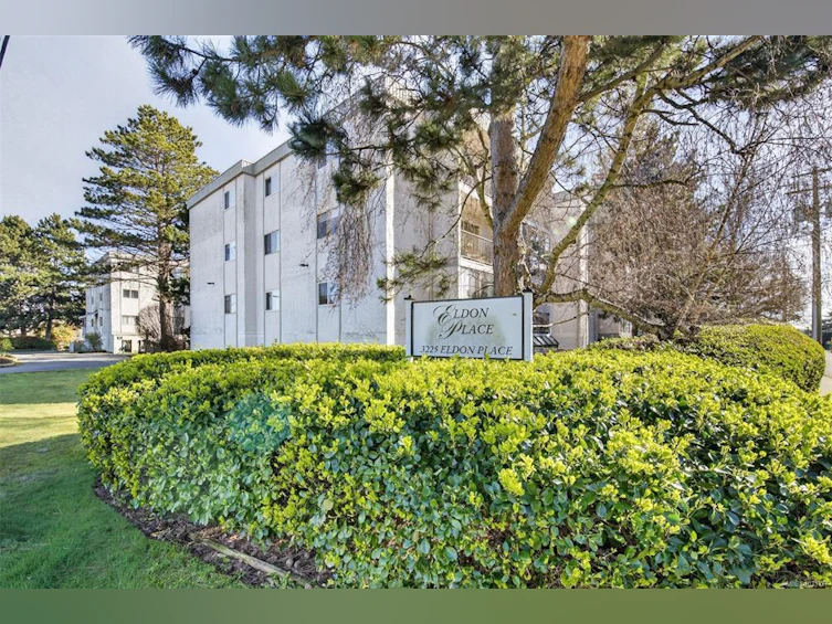323-3225 Eldon Place, Saanich, BC, V8Z 6A7 - 37