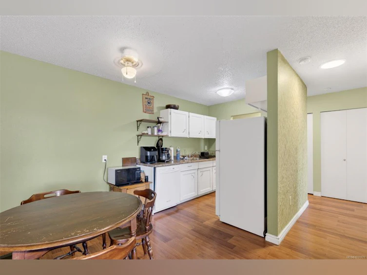 323-3225 Eldon Place, Saanich, BC, V8Z 6A7 - 7