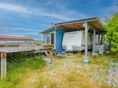 1098 Sixth Avenue - 3