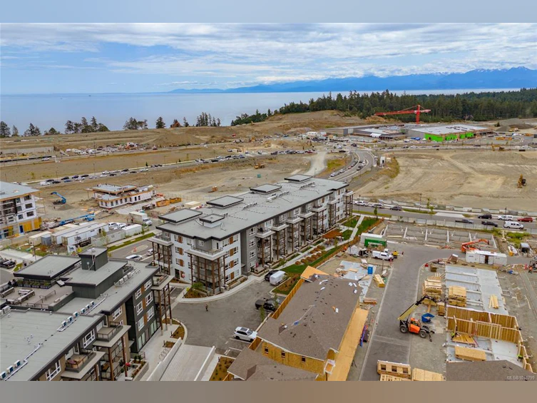 310-3564B Ryder Hesjedal Way, Colwood, BC, V9C 0V4 - 39