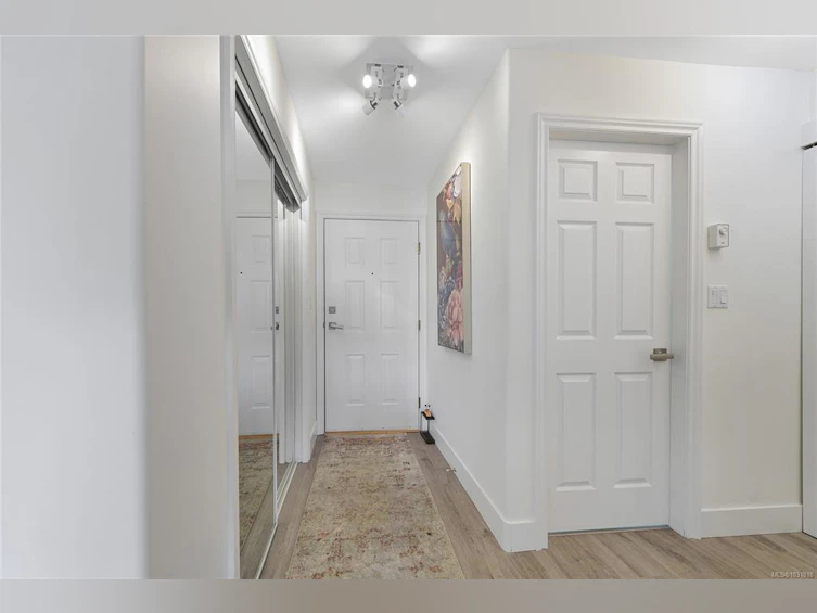 203-2440 Oakville Avenue, Sidney, BC, V8L 5Y4 - 11