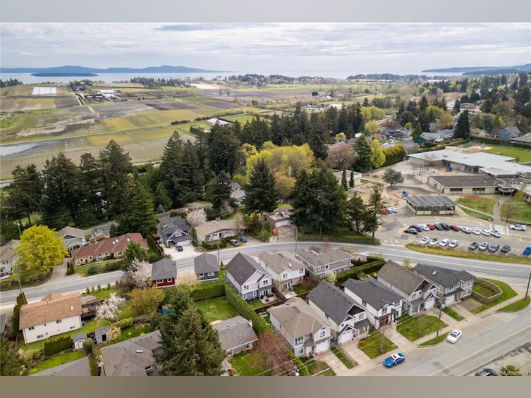 6886 Saanich Cross Road, Central Saanich, BC, V8Z 5X6 - 25