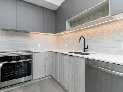 312-3564B Ryder Hesjedal Way - 5