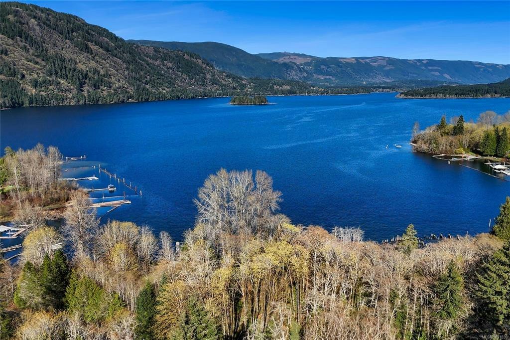 10200 South Shore Road, Honeymoon Bay, BC, V0R 1Y0