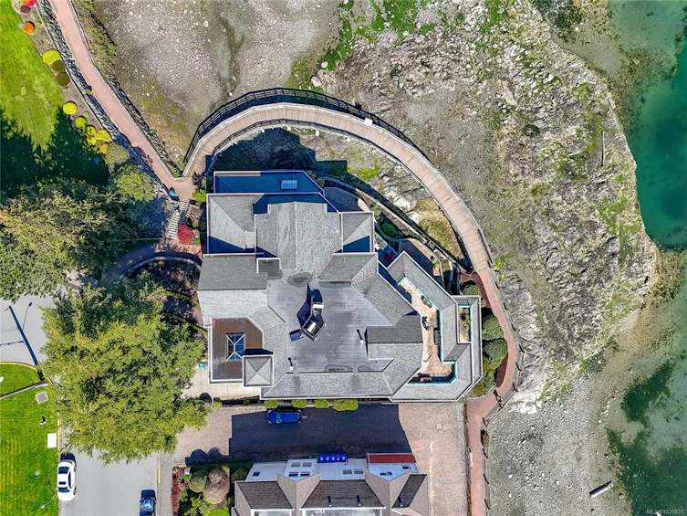 5-9885 Second Street, Sidney, BC, V8L 3C7 - 36