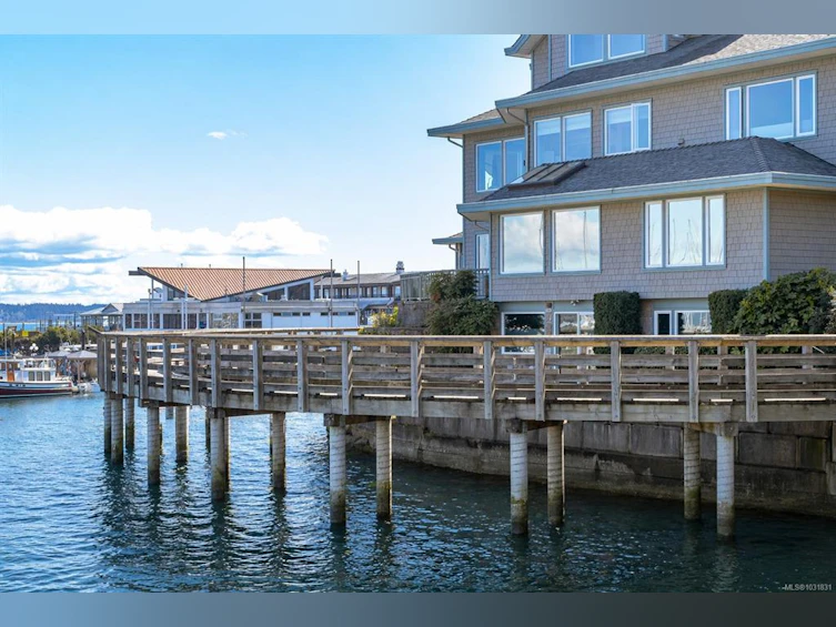 5-9885 Second Street, Sidney, BC, V8L 3C7 - 28