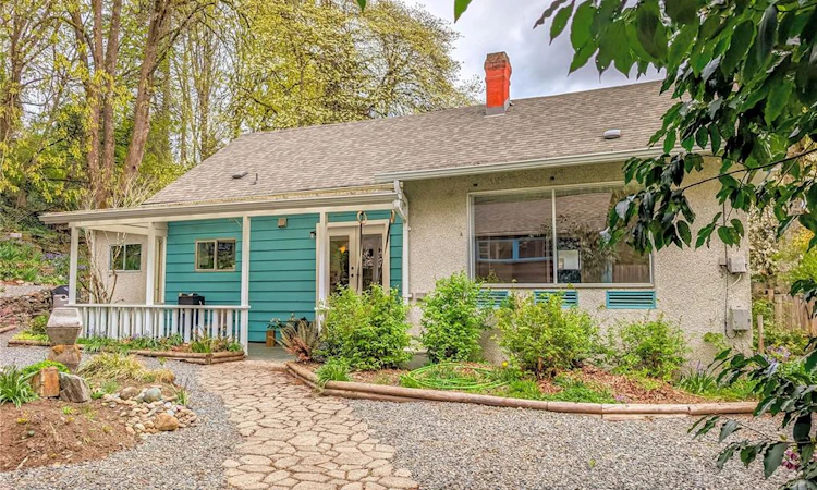 255 White Road