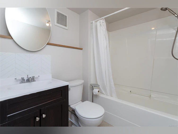 3590 Garland Avenue, Cobble Hill, BC, V0R 1L0 - 32