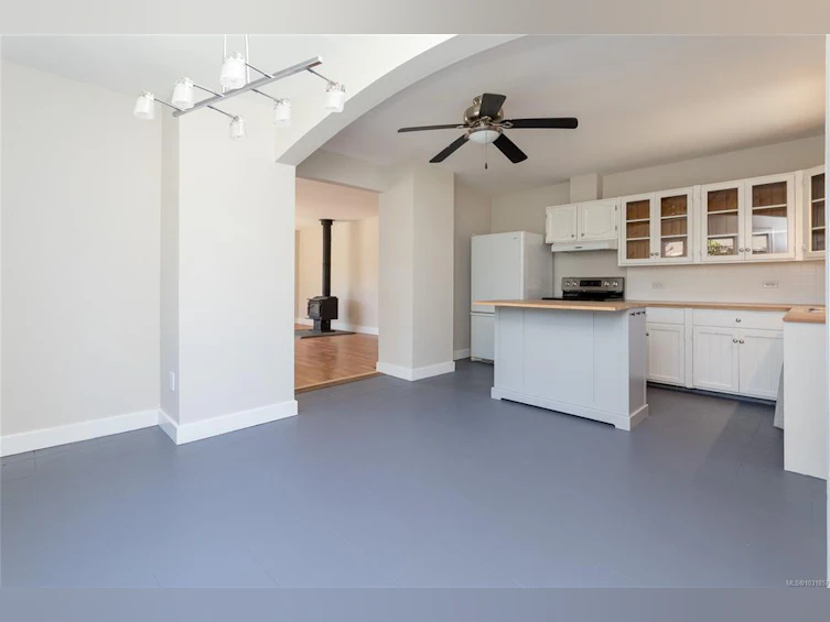3590 Garland Avenue, Cobble Hill, BC, V0R 1L0 - 16