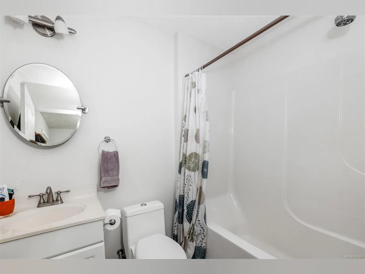 1480 Tatlo Road, Crofton, BC, V0R 1R0 - 20