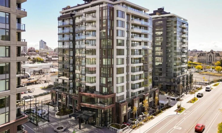 504-363 Tyee Road