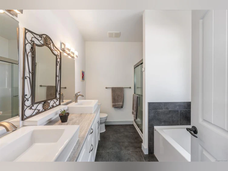 2483 Walbran Place, Courtenay, BC, V9N 9W9 - 25
